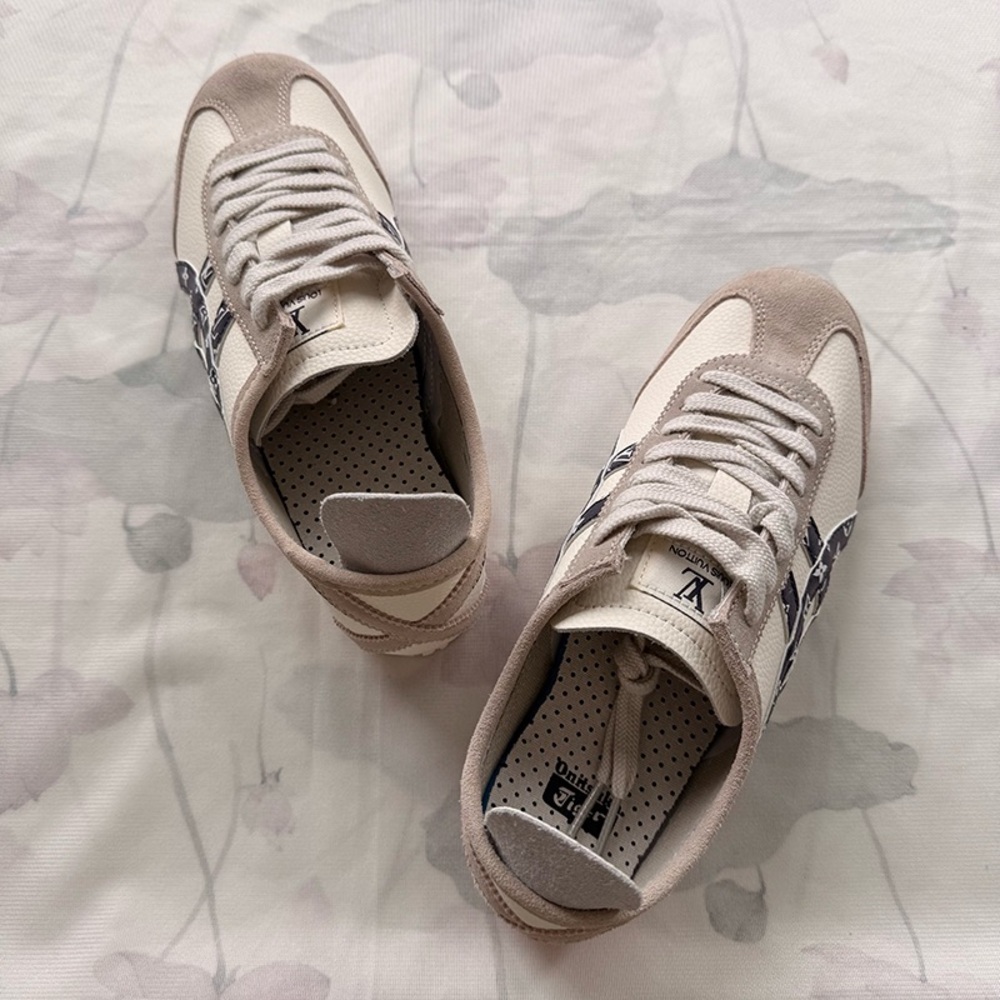 Onitsuka Tiger X Louis Vuitton Collaboration Sneakers - Picture 2 of 7